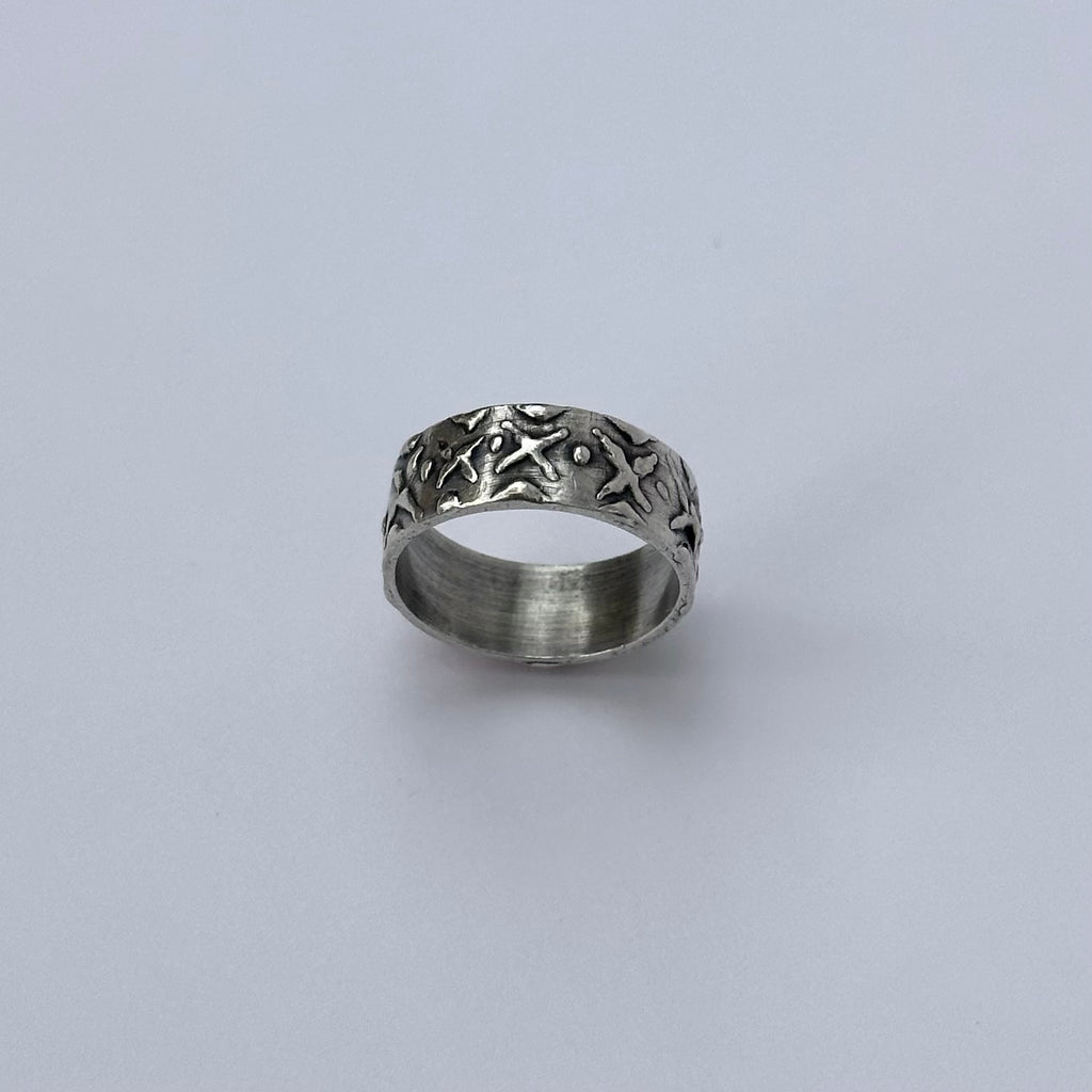 Organic Patterned Band Ring